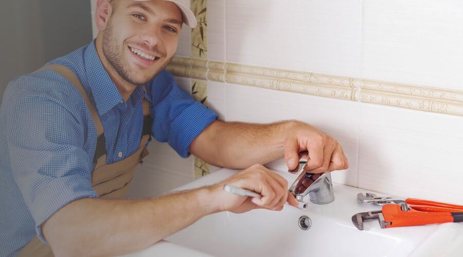 Handle or spout repair in Strafford, MO